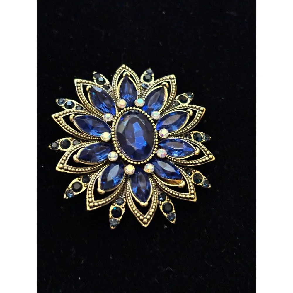 Vintage Style Blue Floral Rhinestone Starburst Broach Gold Time 2